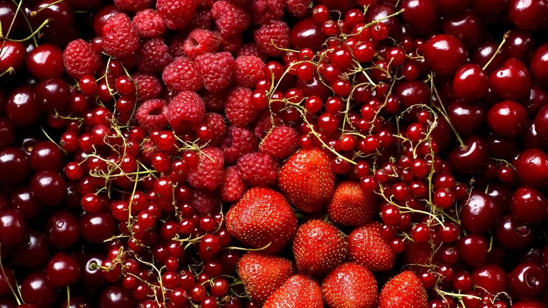 Red-coloured fruits keep your heart strong.
