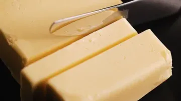 Spreadable milk fats