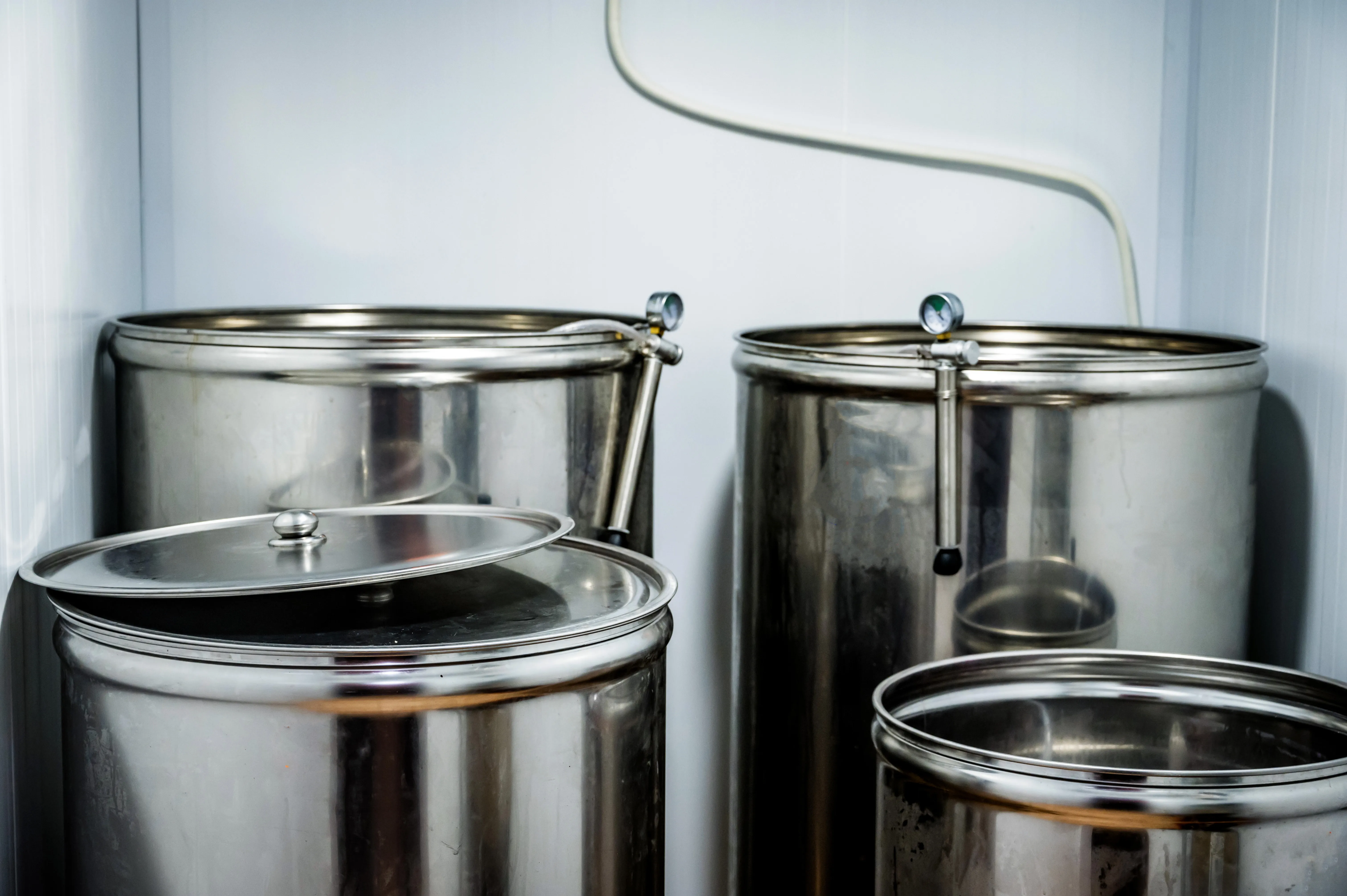 Benchtop Stainless Vessels