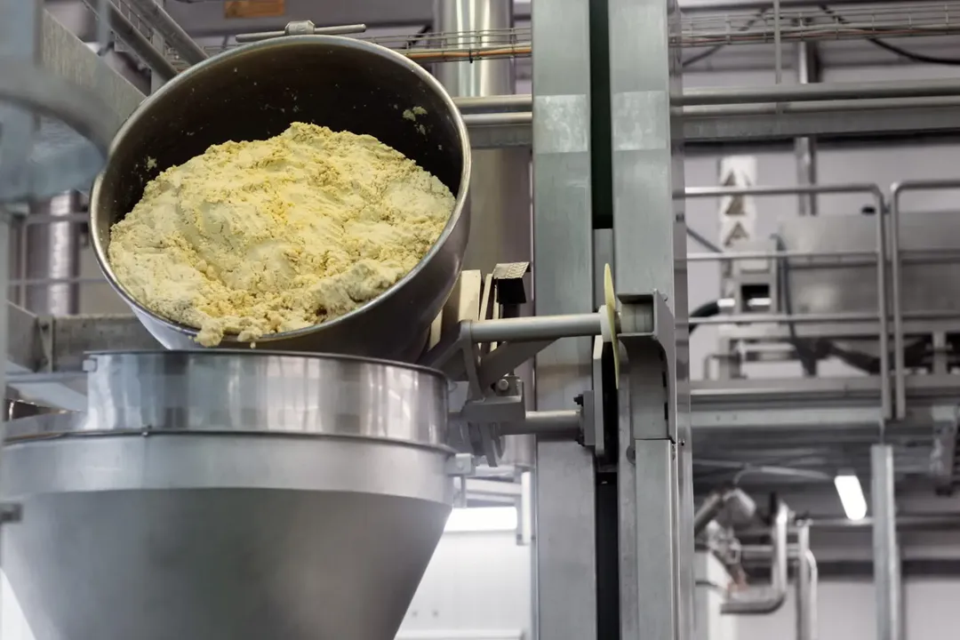 Ensuring Food Safety: The Role of Foreign Material Control in Food Processing Plants